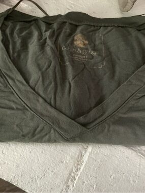 Cable & Gauge Olive Green V-Neck Shirt